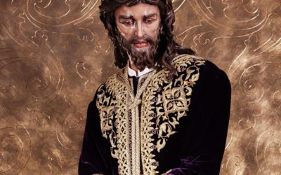 Nuestro Padre Jesús en Su Soberano Poder ha sido cambiado de vestimenta de cara a su próximo quinario