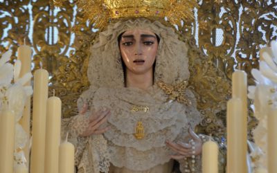 Nuestra Señora de la Salud, en su paso de palio