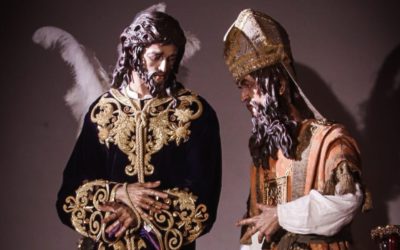 Galería del traslado a su paso de Nuestro Padre Jesús en Su Soberano Poder