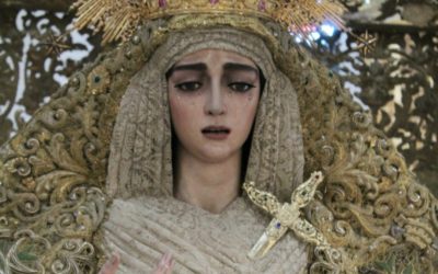Nuestra Señora de la Salud, revestida en su paso de palio para el Lunes Santo