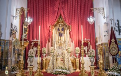 Aparato de cultos para el besamano de Nuestra Señora de la Salud