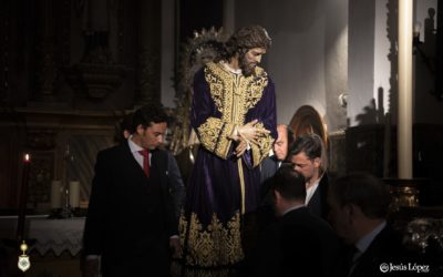 Fotogalería: Traslado de Nuestro Padre Jesús en Su Soberano Poder a su paso procesional